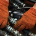 How to Choose the Right Size Hydraulic Hose for Optimal Performance